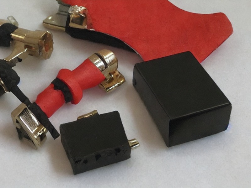 pg模拟器 比较器应用页产品资料 2